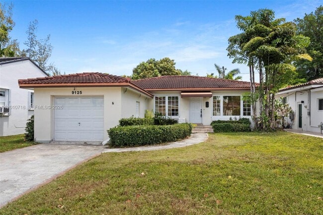 9125 Carlyle Ave in Surfside, FL - Building Photo - Building Photo