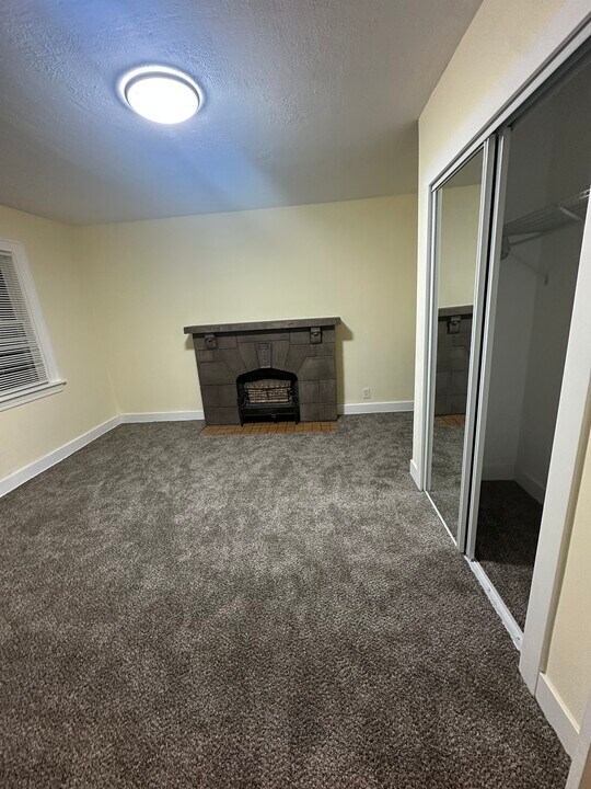 3412 W 94th St in Cleveland, OH - Building Photo