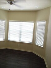 301 W Panther Way, Unit 1402 in Hewitt, TX - Building Photo - Building Photo