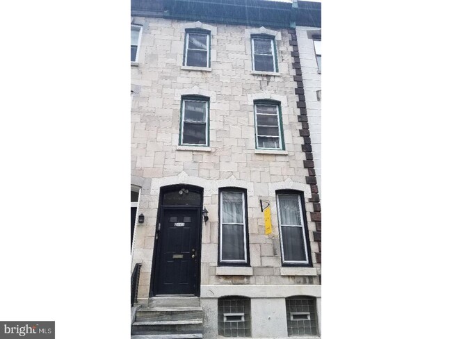 2441 Fairmount Ave, Unit 3