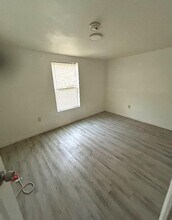 300 M L King Dr, Unit #300 in Commerce, TX - Building Photo - Building Photo