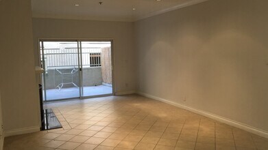 2915 Montrose Ave, Unit 2915 Montrose Ave in Glendale, CA - Building Photo - Building Photo