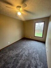 4004 Bradford Pear Ct in Louisville, KY - Building Photo - Building Photo