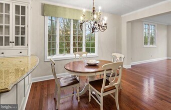 12 Windermere Way in Princeton, NJ - Building Photo - Building Photo