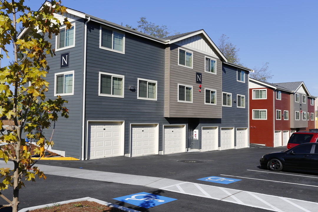 The Vantage in Lynnwood, WA - Building Photo