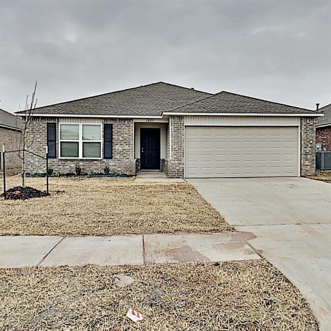 property at 1825 Sloane Dr