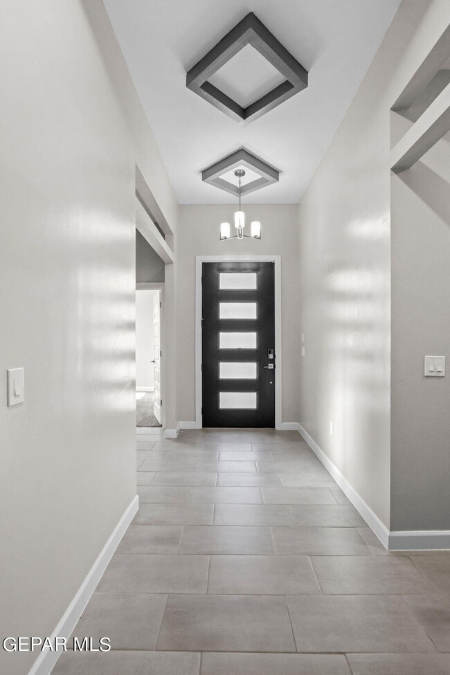 12300 Desert Heights Ct in El Paso, TX - Building Photo - Building Photo