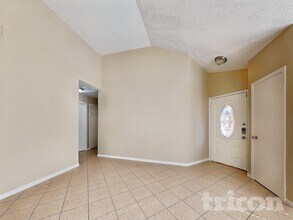 6615 Laurel Glen Dr in Katy, TX - Foto de edificio - Building Photo