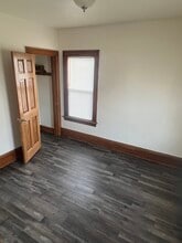 5627 W Burnham St in West Allis, WI - Building Photo - Building Photo