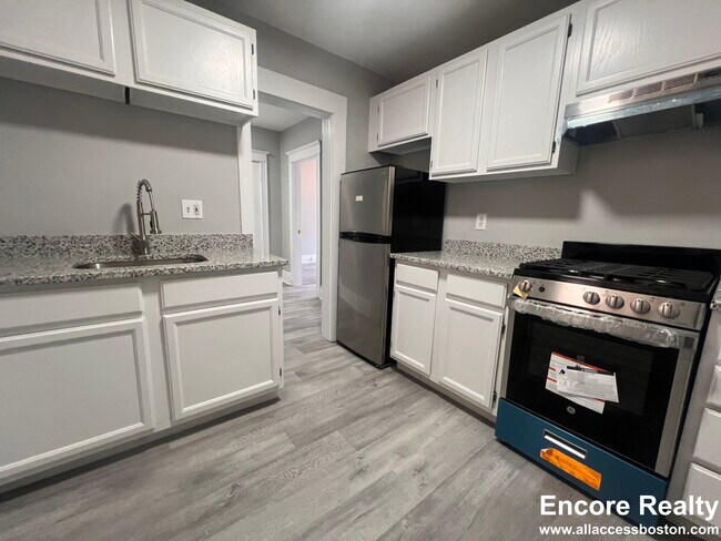 98 New Whitney St, Unit 376-1