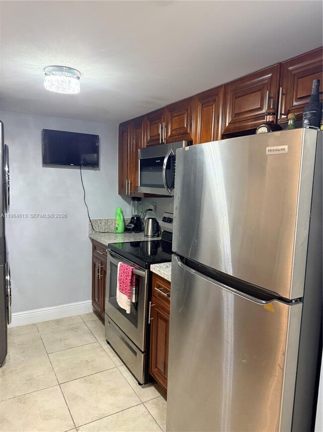 1955 NW 5th Pl in Miami, FL - Building Photo - Building Photo