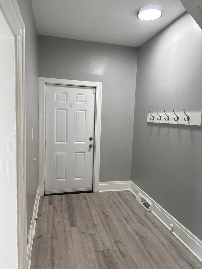 109 Unger Ave, Unit Lower in Buffalo, NY - Building Photo - Building Photo
