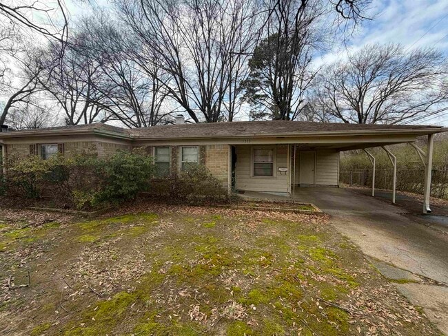 property at 1315 Woodston Rd