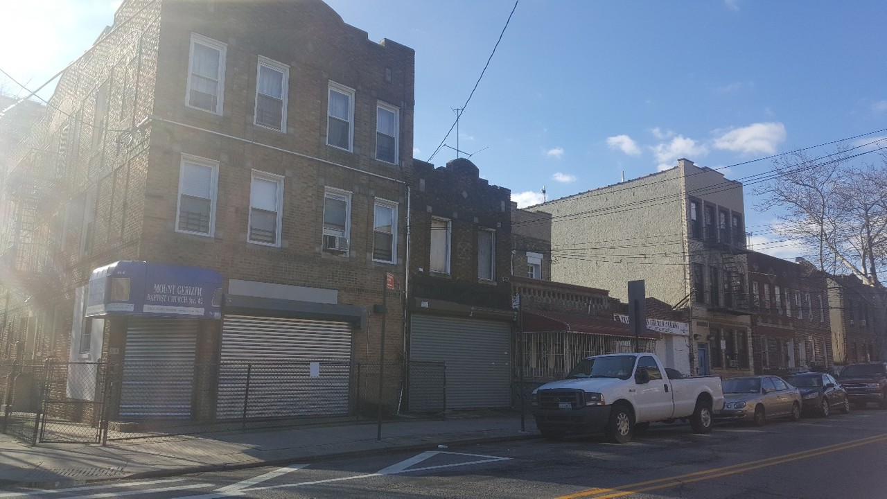 60 Lott Ave in Brooklyn, NY - Building Photo