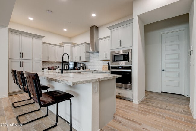 property at 2450 E Lark St