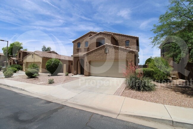 property at 730 N Robins Way
