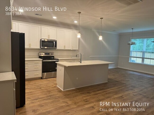 8634 Windsor Hill Blvd in North Charleston, SC - Building Photo - Building Photo