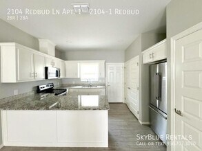 2104 Redbud Ln in Weslaco, TX - Building Photo - Building Photo