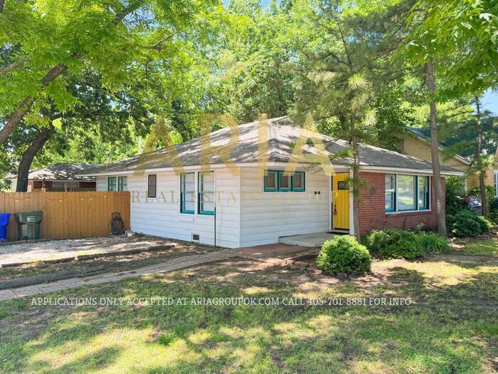 930 Miller Ave in Norman, OK - Building Photo