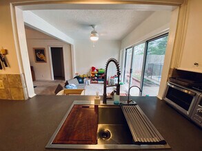 3607 Summit Bend in Austin, TX - Building Photo - Building Photo
