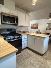74103 Catalina Way, Unit Palm Desert Condo in Palm Desert, CA - Foto de edificio - Building Photo