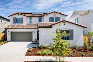 2782 Old Larks Ln in Tracy, CA - Building Photo