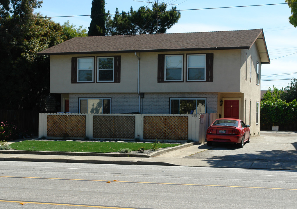 Hollenbeck Apartments in Sunnyvale, CA - Building Photo