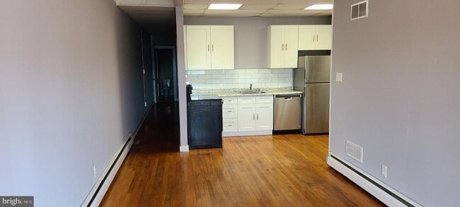 5 E Main St in Wrightstown, NJ - Building Photo - Building Photo