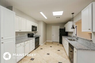 18205 North 25th Pl in Phoenix, AZ - Building Photo - Building Photo