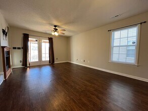 5706 Osprey Cove Dr in Raleigh, NC - Building Photo - Building Photo