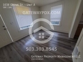 1038 Grove St in Lebanon, OR - Building Photo - Building Photo