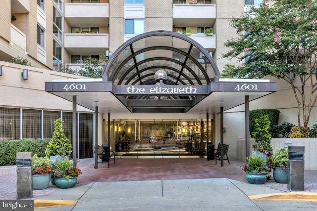 property at 4601 N Park Ave