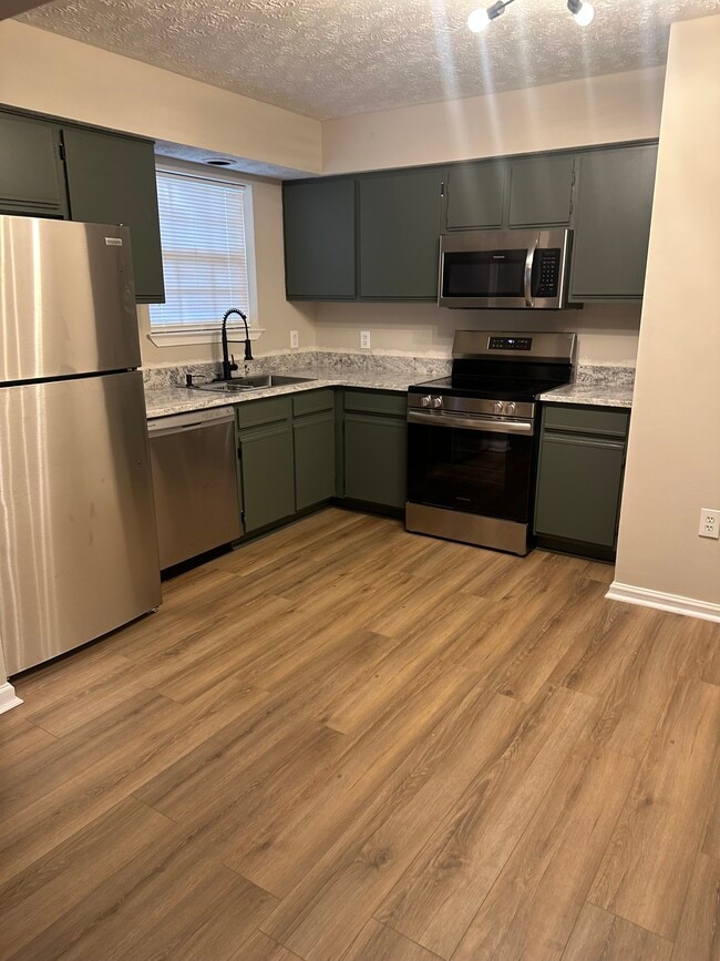511 Mansion St, Unit 501 in Wetumpka, AL - Building Photo - Building Photo