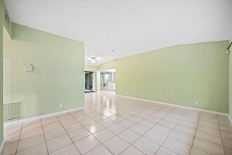 9170 SW 192nd Dr in Cutler Bay, FL - Foto de edificio - Building Photo