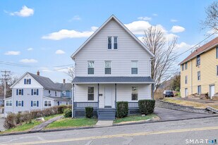 10-12-12 Perry Hill Rd in Shelton, CT - Building Photo