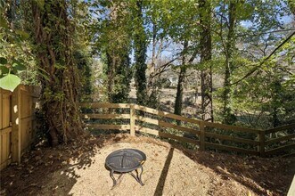 1917 Thompson Ave in Atlanta, GA - Building Photo - Building Photo