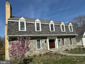 12929 Esworthy Rd in North Potomac, MD - Building Photo - Building Photo