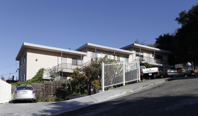 1410 E 22nd St in Oakland, CA - Foto de edificio - Building Photo