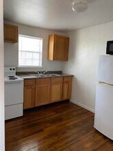 161 S Floral St in Stephenville, TX - Building Photo - Building Photo