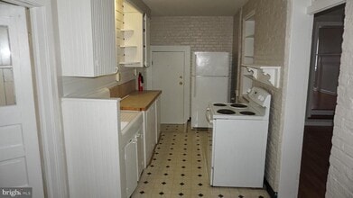 276 E Main St in Westminster, MD - Building Photo - Building Photo