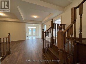 50 Holcomb Ter in Hamilton, ON - Building Photo - Building Photo