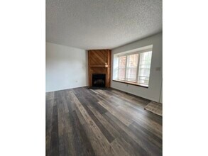 9711 W Chatfield Ave in Littleton, CO - Building Photo - Building Photo