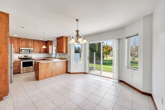 234 Cavil Way in De Pere, WI - Foto de edificio - Building Photo