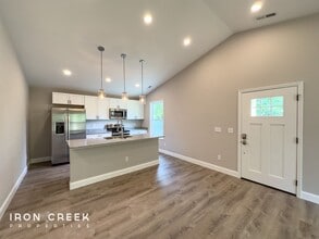 64 Spicewood Rd in Weaverville, NC - Building Photo - Building Photo