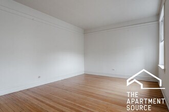 3411 N Elaine Pl in Chicago, IL - Building Photo - Building Photo