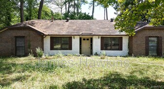 3218 Riderwood Dr in Montgomery, AL - Building Photo