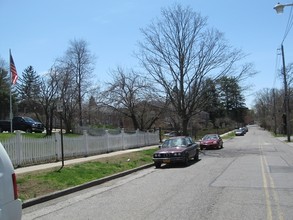 84 Carpenter Ave in Mt Kisco, NY - Building Photo - Other