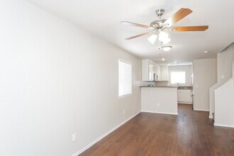 3323 Fico Ave in Las Vegas, NV - Building Photo - Building Photo