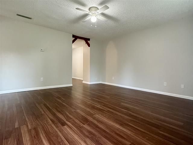 1422 Bob White Dr in Garland, TX - Building Photo - Building Photo