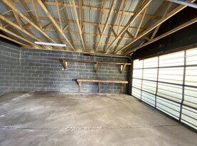 1118 Vine St in Danville, PA - Building Photo